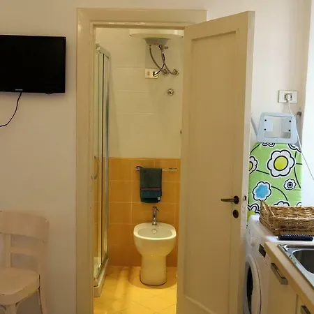 Spacious Panoramic - Half Way Center-vomero District * Νάπολη