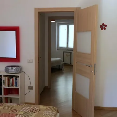 Spacious Panoramic - Half Way Center-vomero District Appartement *