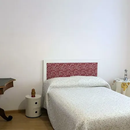 Spacious Panoramic - Half Way Center-vomero District Appartement